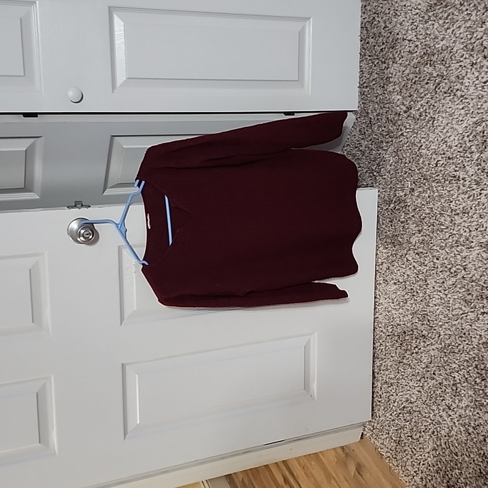 Women's Burgundy Sweater